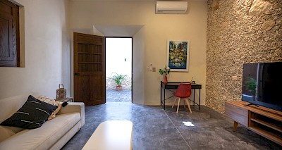 Casa Celosía, Centro