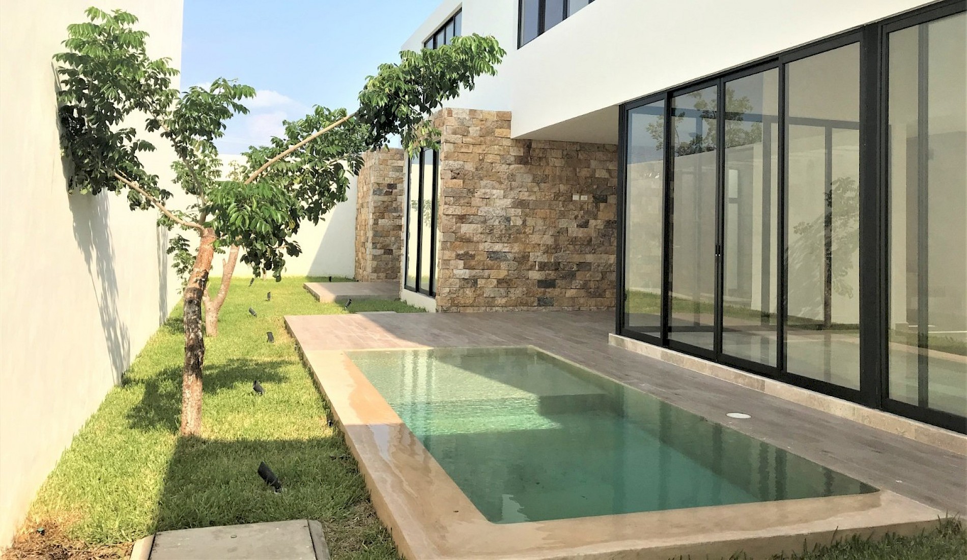 Residencia en Privada Temozón, mod. 8