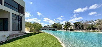 Residencia en Yucatán Country Club, mod. Kanha 93
