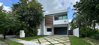 Residencia en Parque Central, mod. Ciprés 1
