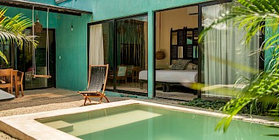 Casa Coronel Santa Ana, Centro