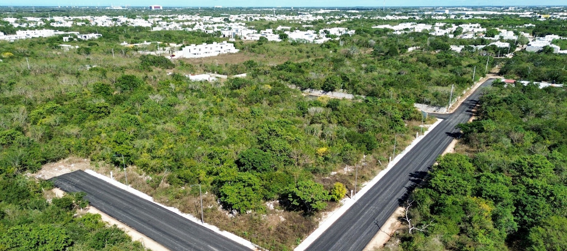 Lote en Aura Dzityá
