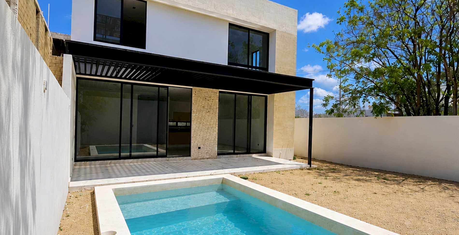 Casa Mora, Cholul