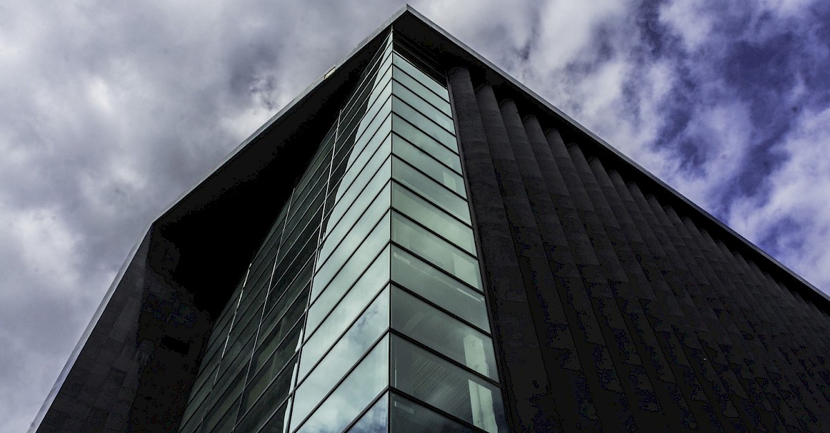 Oficina en Edificio Black