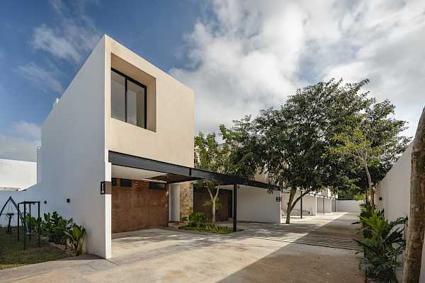 Villas/Townhouses